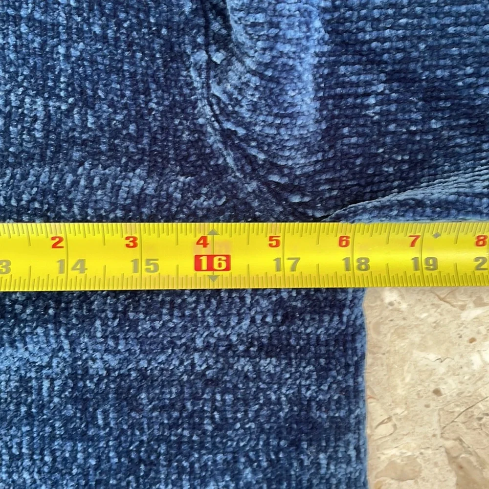 Oversized chenille sweater - Picture 8 of 13